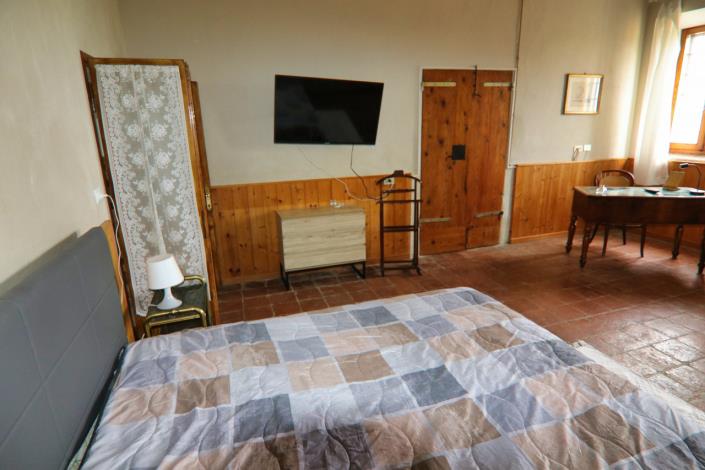 Image No.33-6 Bed Country House for sale