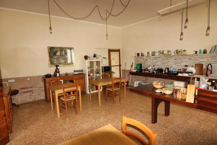 Image No.37-6 Bed Country House for sale