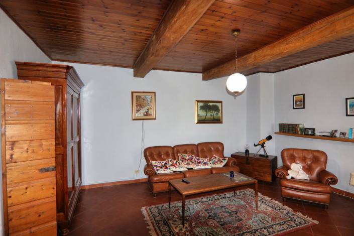 Image No.50-6 Bed Country House for sale