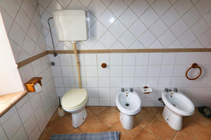 Image No.59-6 Bed Country House for sale