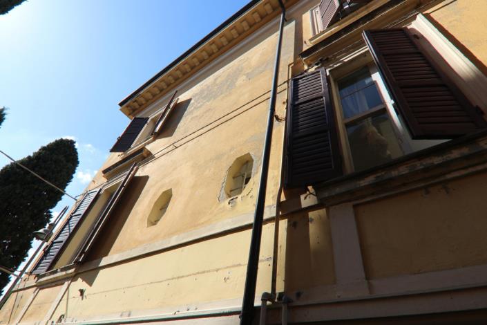 Image No.3-3 Bed Property for sale