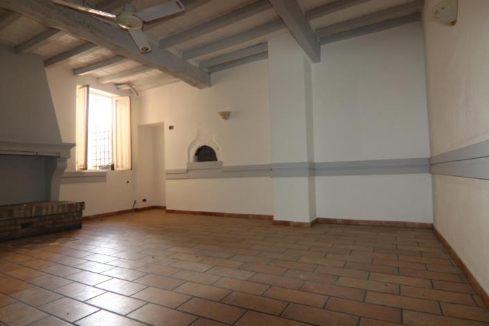 Image No.14-3 Bed Property for sale