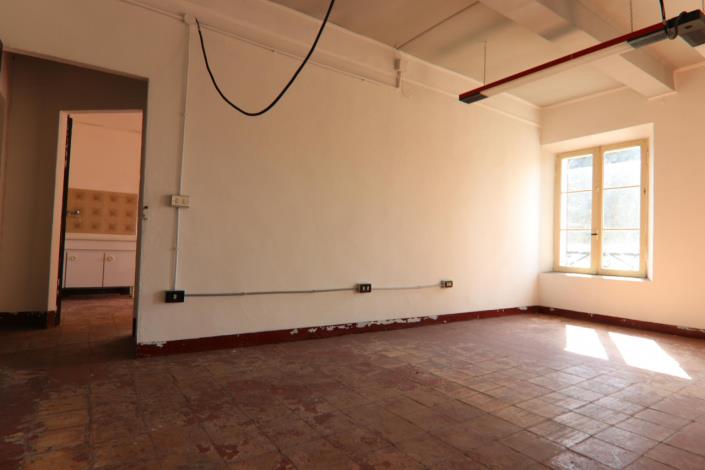 Image No.20-3 Bed Property for sale