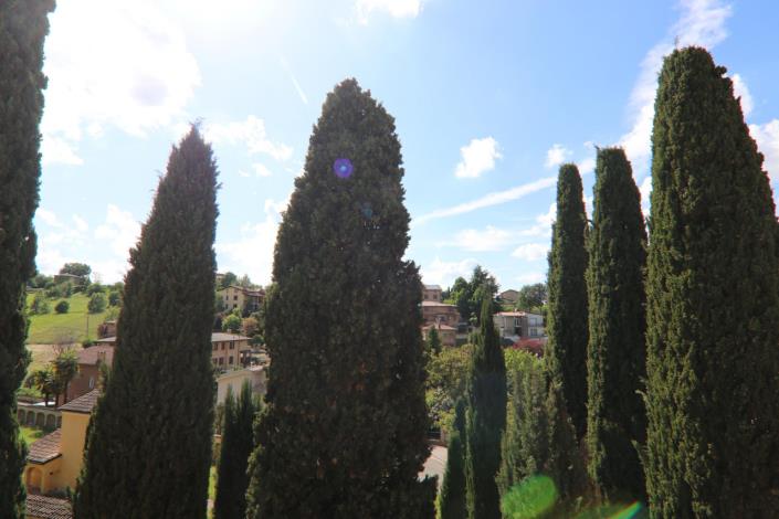 Image No.29-3 Bed Property for sale