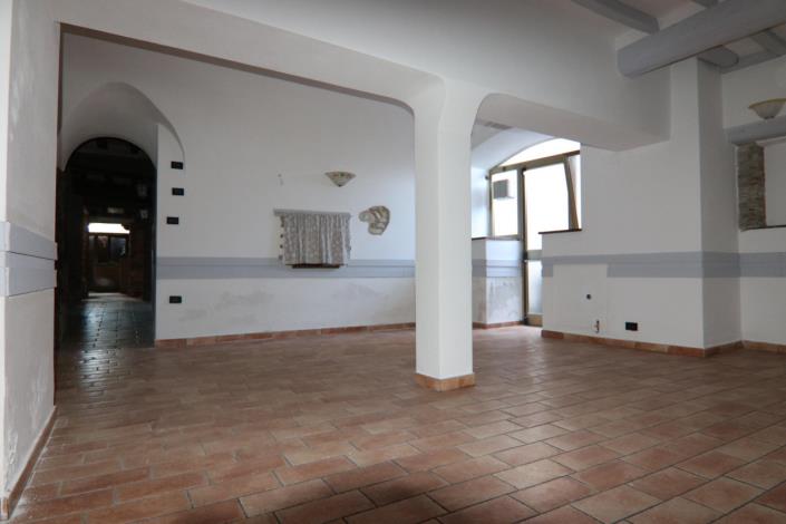 Image No.39-3 Bed Property for sale