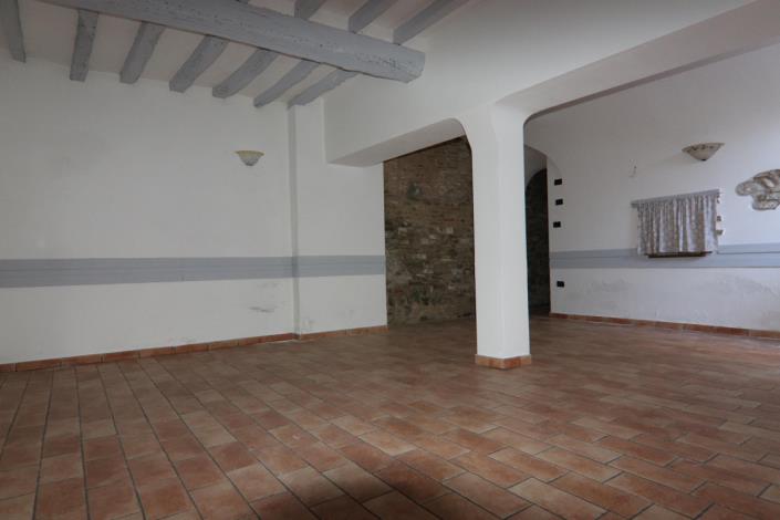 Image No.40-3 Bed Property for sale