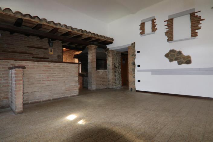 Image No.43-3 Bed Property for sale