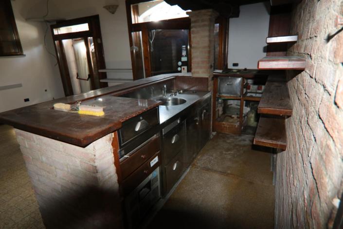 Image No.47-3 Bed Property for sale