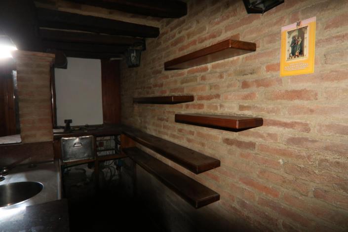 Image No.48-3 Bed Property for sale