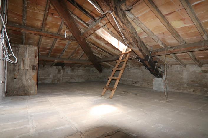 Image No.53-3 Bed Property for sale