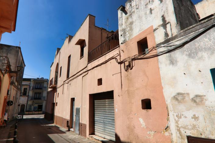 Image No.4-2 Bed Property for sale