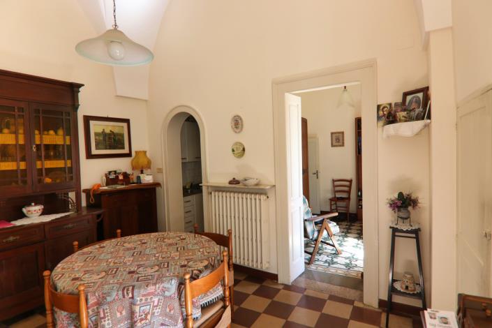 Image No.5-2 Bed Property for sale