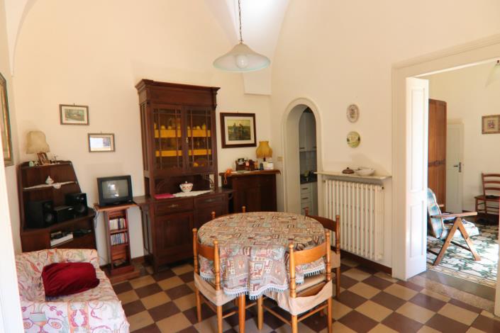 Image No.6-2 Bed Property for sale