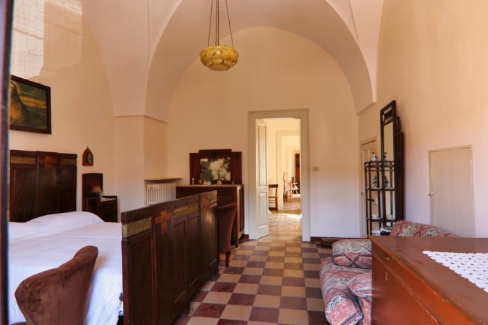 Image No.29-2 Bed Property for sale