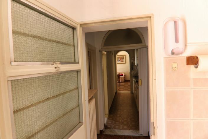 Image No.38-2 Bed Property for sale