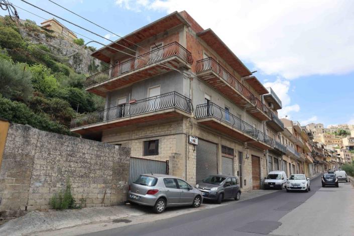 Image No.1-Appartement de 3 chambres à vendre à Modica