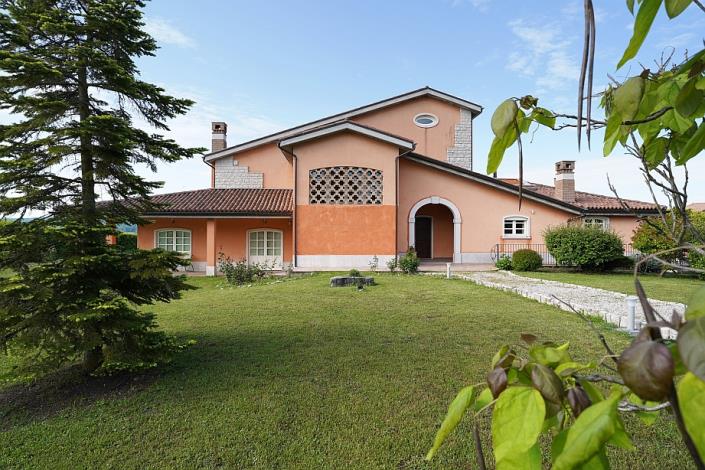 Image No.9-5 Bed Villa for sale