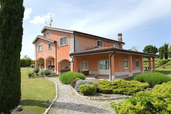 Image No.12-5 Bed Villa for sale