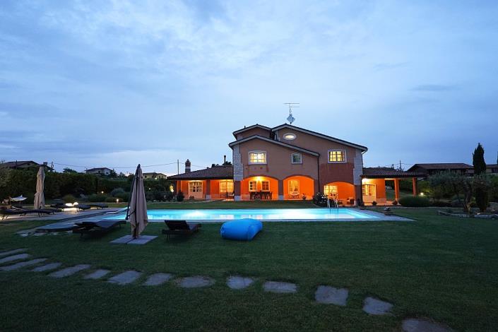 Image No.26-5 Bed Villa for sale