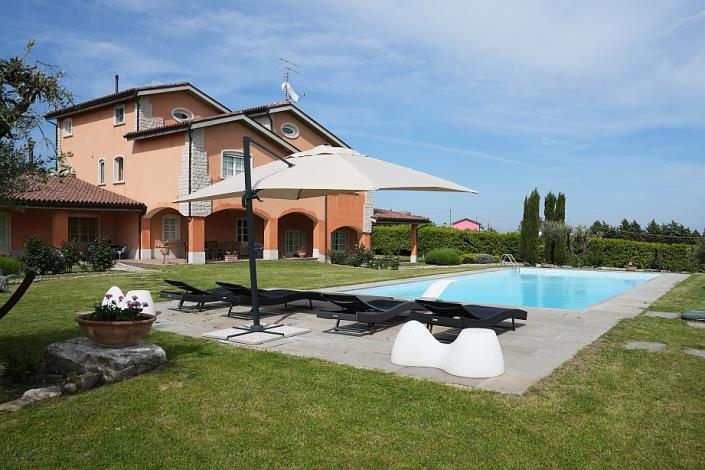 Image No.17-5 Bed Villa for sale