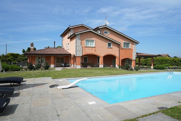 Image No.18-5 Bed Villa for sale