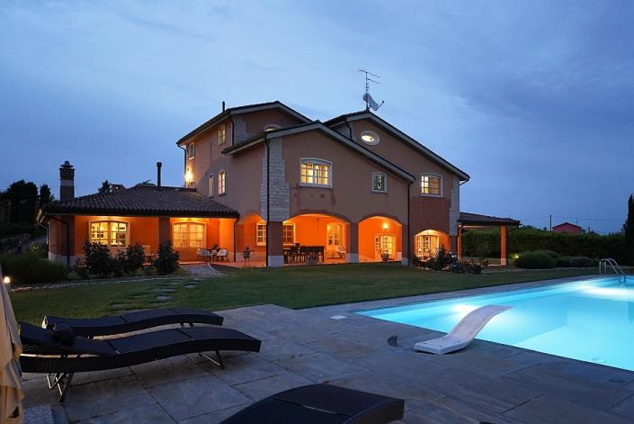 Image No.26-5 Bed Villa for sale