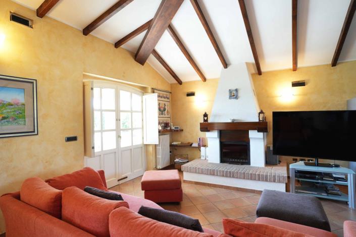 Image No.41-5 Bed Villa for sale