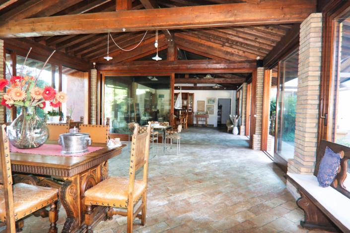 Image No.19-7 Bed Property for sale