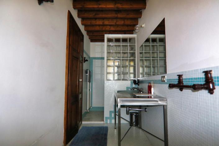 Image No.41-7 Bed Property for sale