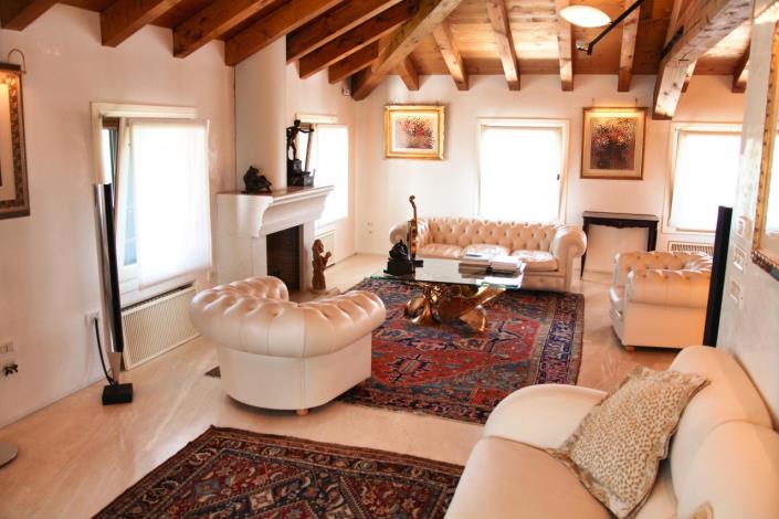 Image No.3-3 Bed Penthouse for sale