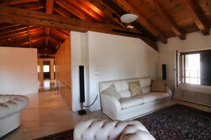 Image No.17-3 Bed Apartment for sale