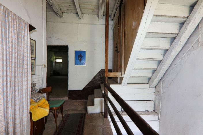 Image No.52-8 Bed Property for sale