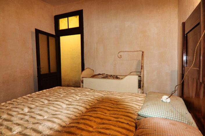 Image No.54-8 Bed Property for sale