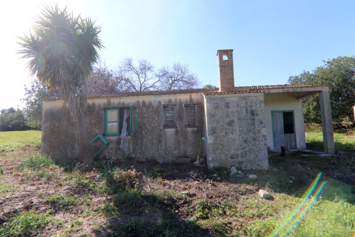 Image No.22-2 Bed Country House for sale