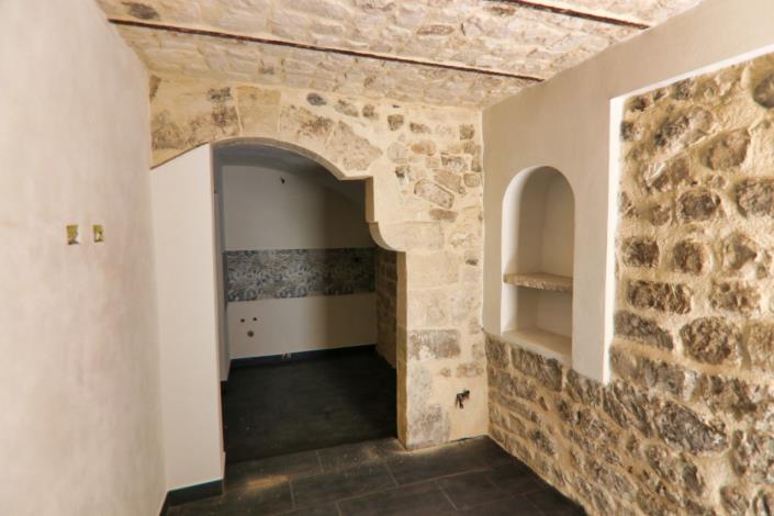 Image No.6-2 Bed Townhouse for sale