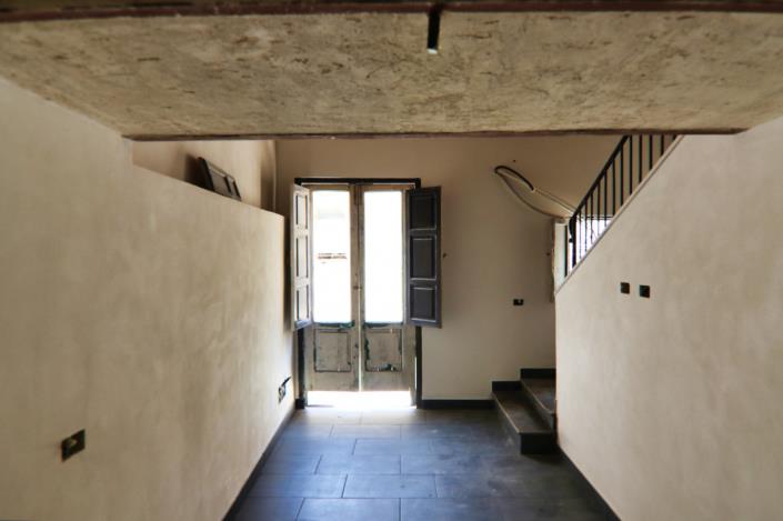 Image No.28-2 Bed Townhouse for sale