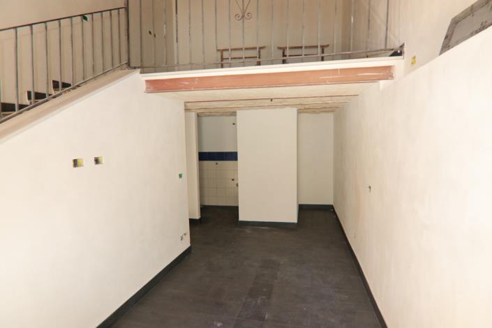 Image No.31-2 Bed Townhouse for sale