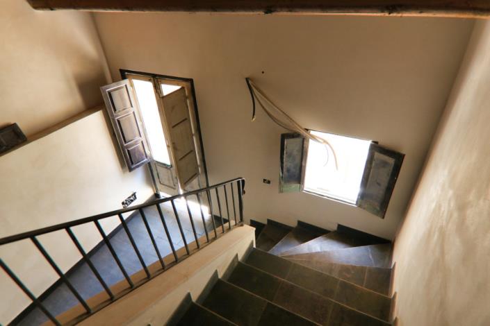 Image No.38-2 Bed Townhouse for sale