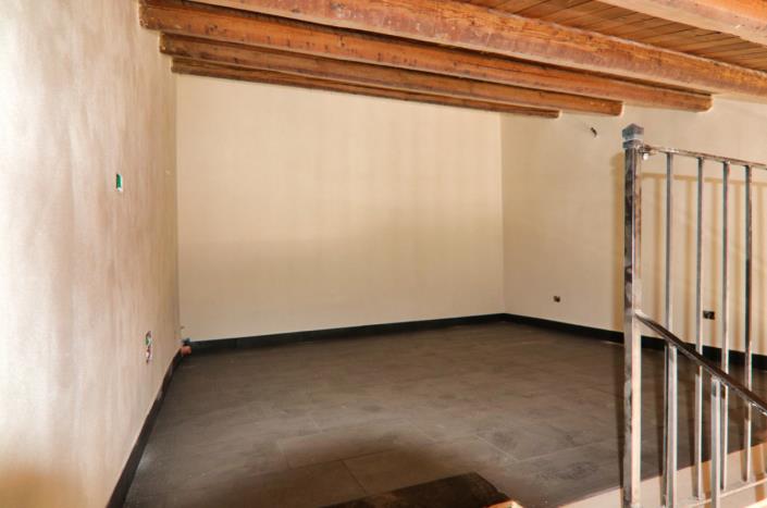 Image No.42-2 Bed Townhouse for sale