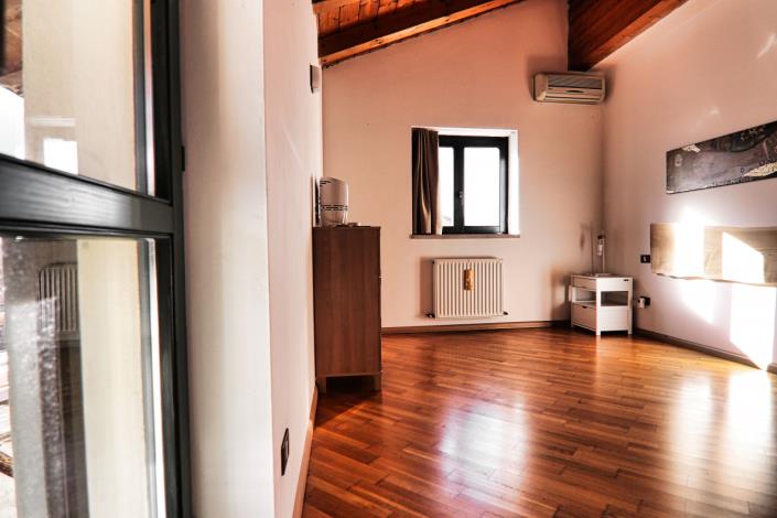 Image No.27-2 Bed Apartment for sale