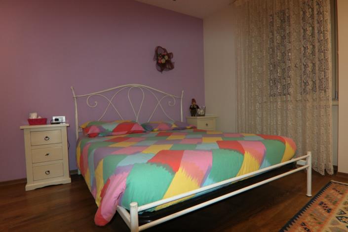 Image No.32-2 Bed Apartment for sale