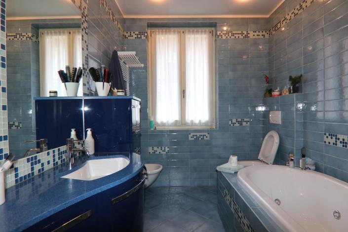 Image No.41-2 Bed Apartment for sale