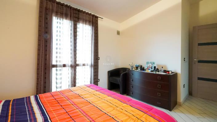 Image No.21-2 Bed Apartment for sale