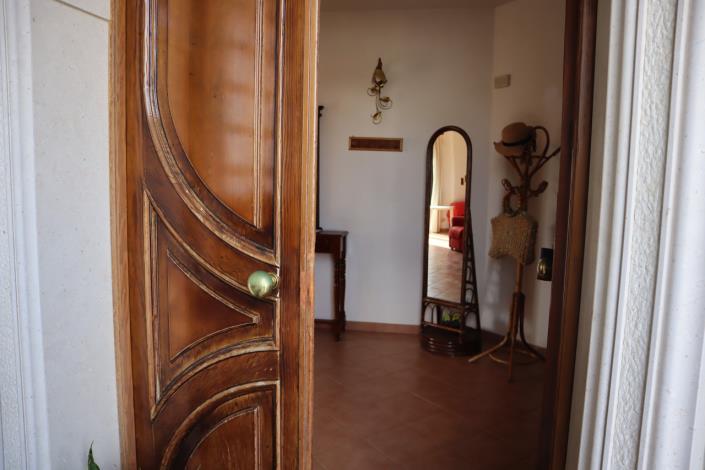 Image No.9-3 Bed Villa for sale