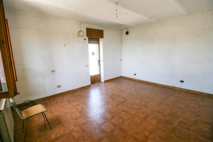 Image No.28-Maison de campagne de 3 chambres à vendre à Casale Monferrato