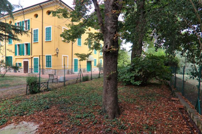 Image No.8-8 Bed Villa for sale