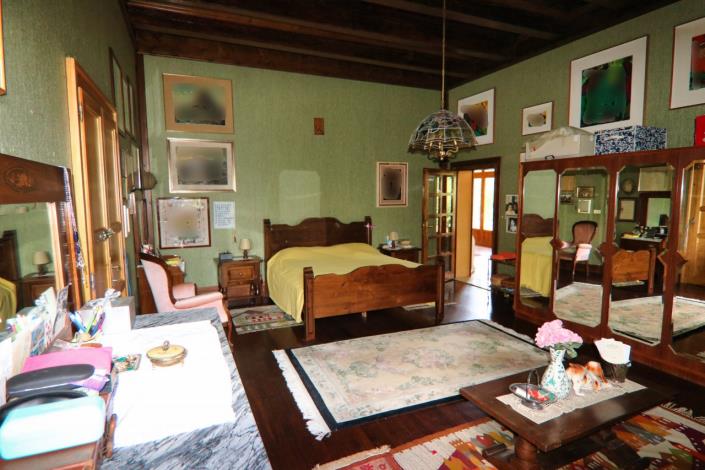 Image No.19-8 Bed Villa for sale