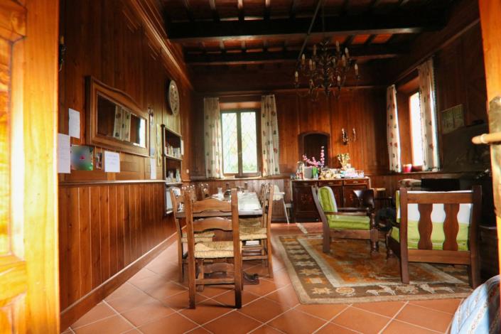 Image No.25-8 Bed Villa for sale