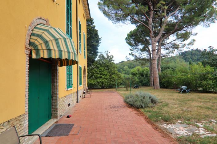 Image No.40-8 Bed Villa for sale