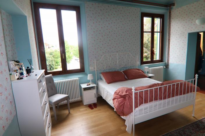 Image No.57-8 Bed Villa for sale